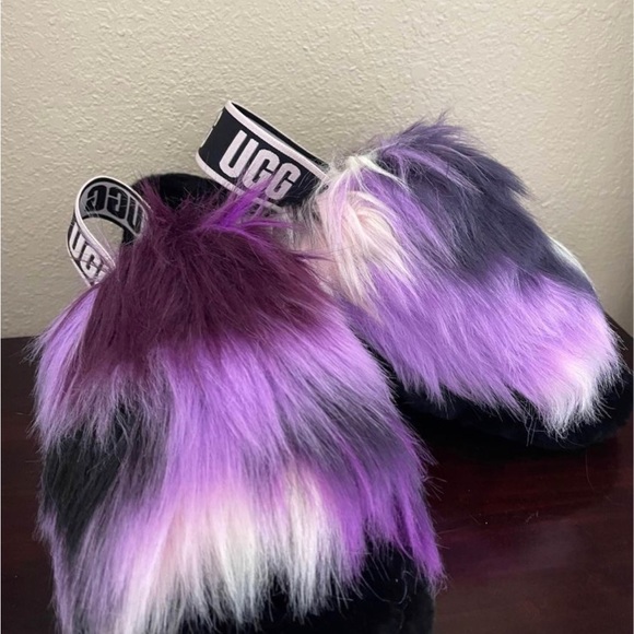 New UGG Fluff Yeah Slide - Picture 3 of 9